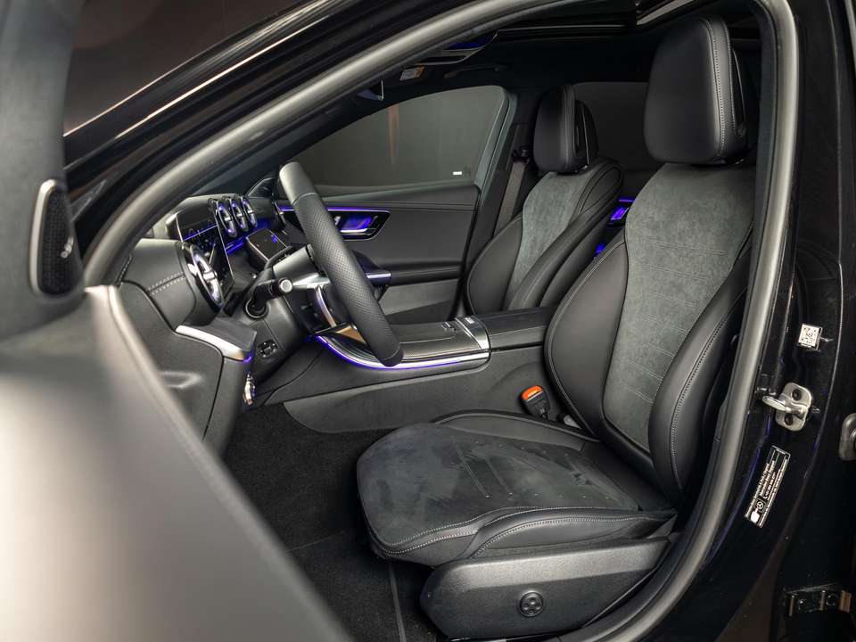 Mercedes-Benz C 300 - Imagem 7
