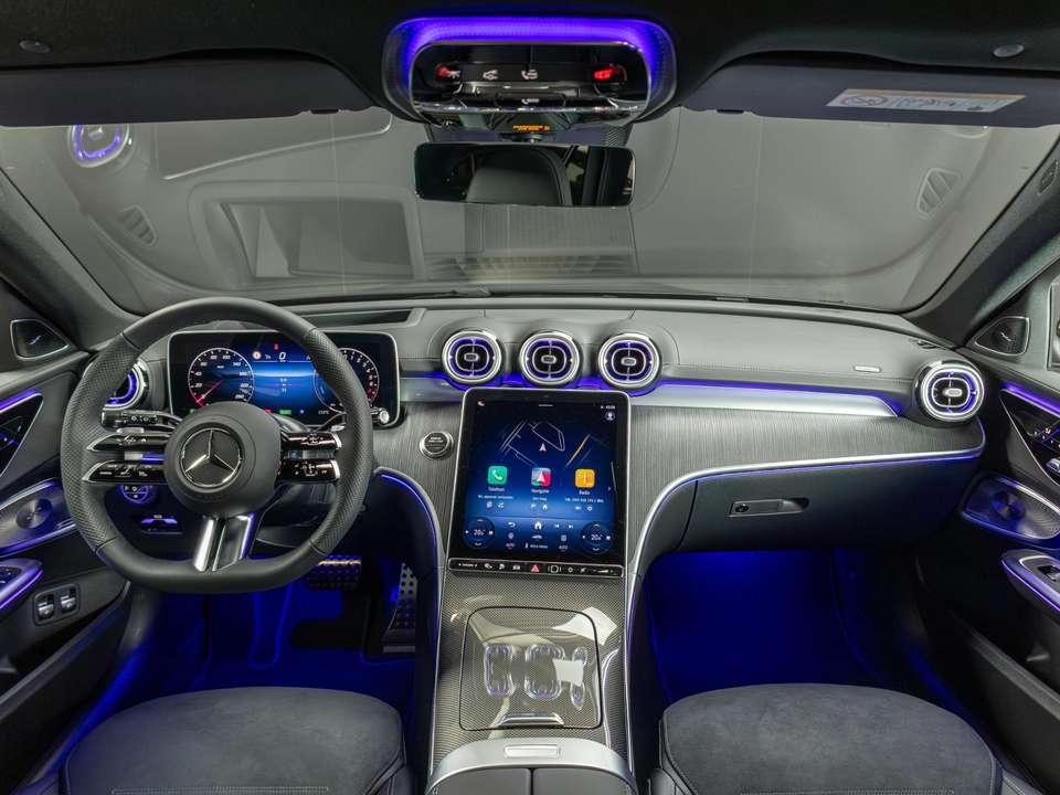 Mercedes-Benz C 300 - Imagem 9