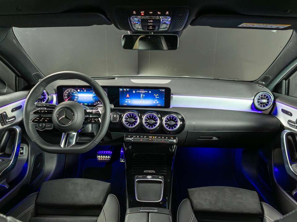 Mercedes-Benz A 250 - Imagem 11