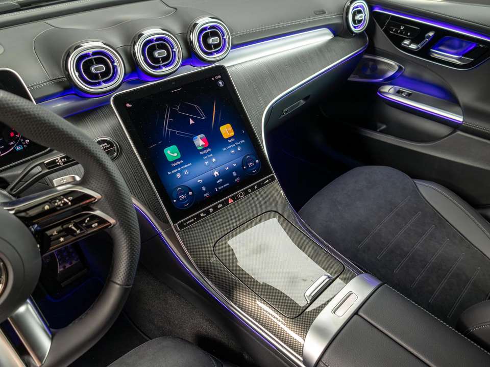 Mercedes-Benz C 300 - Imagem 15