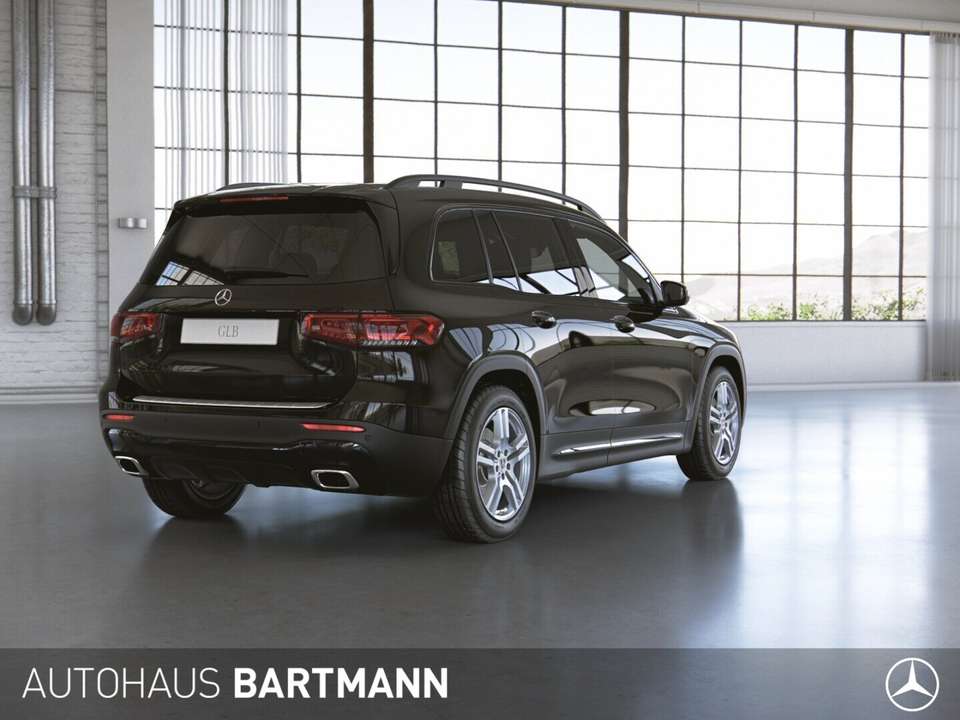 Mercedes-Benz GLB 200 - Imagem 2