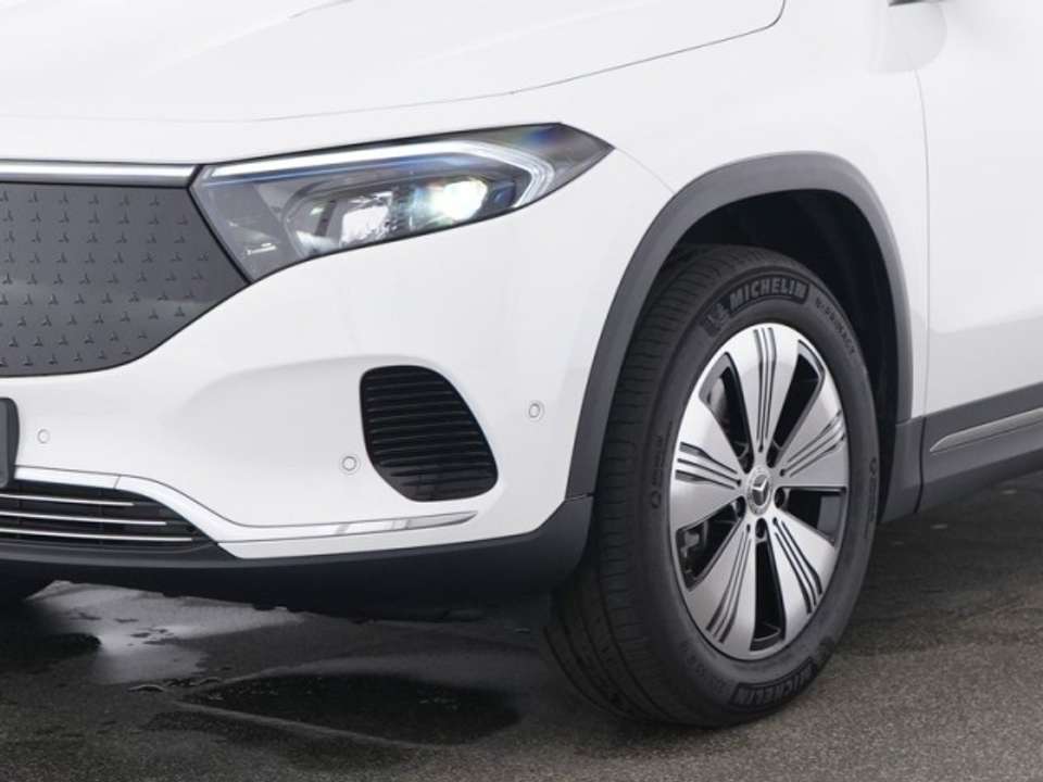 Mercedes-Benz EQA 250 - Imagem 3