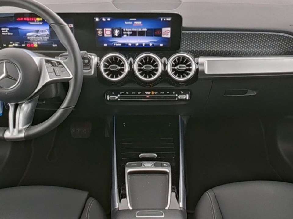 Mercedes-Benz EQB 300 - Imagem 5