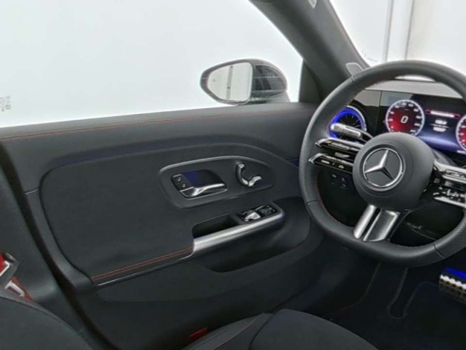 Mercedes-Benz CLA 250 - Imagem 10