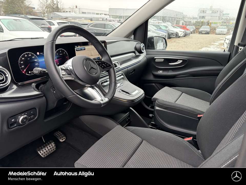 Mercedes-Benz V 220 - Imagem 4