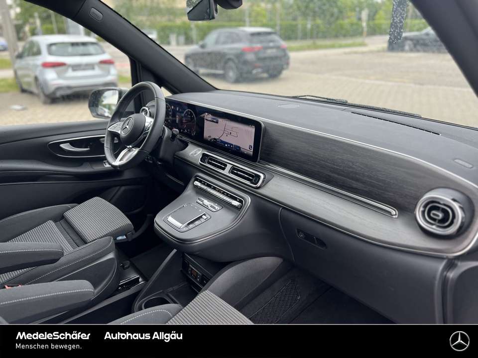 Mercedes-Benz V 250 - Imagem 11