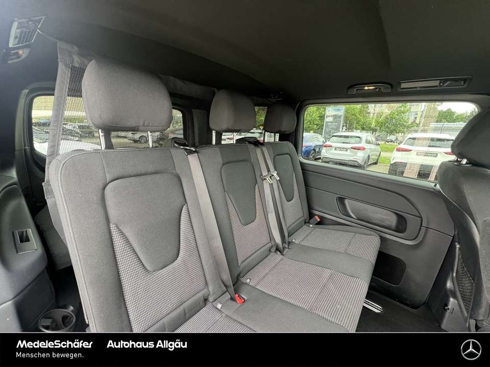 Mercedes-Benz V 250 - Imagem 14