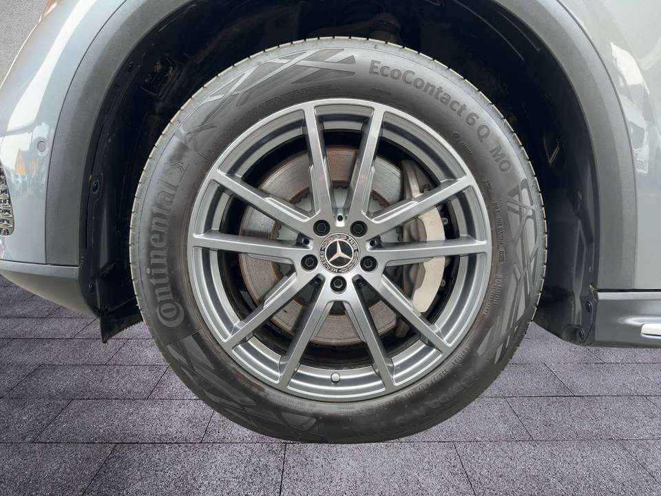 Mercedes-Benz EQE SUV - Imagem 13