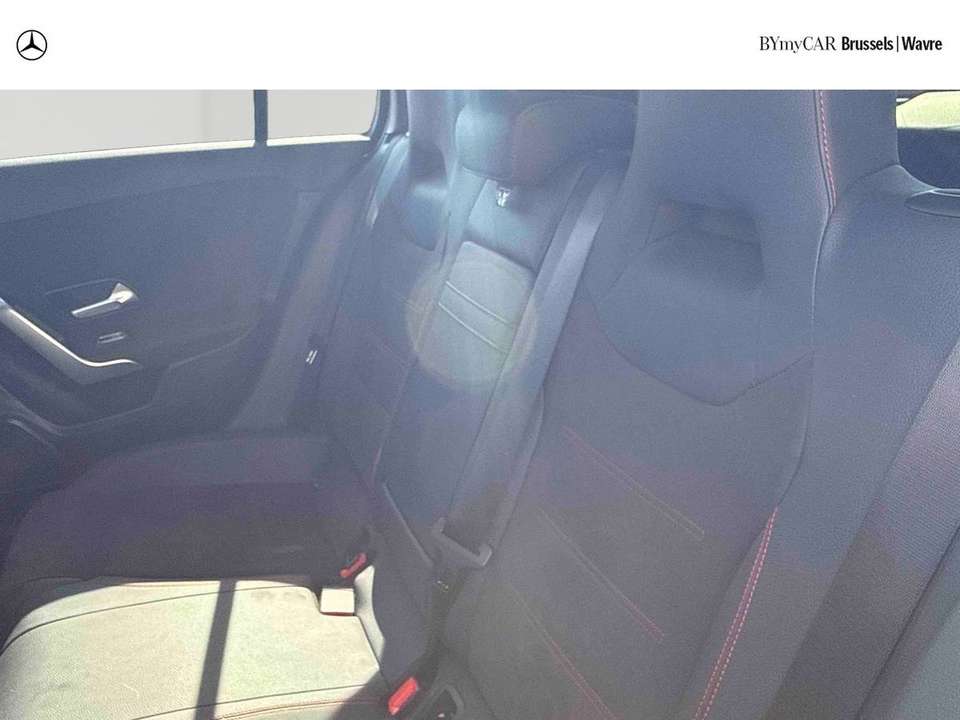 Mercedes-Benz A 180 - Imagem 13