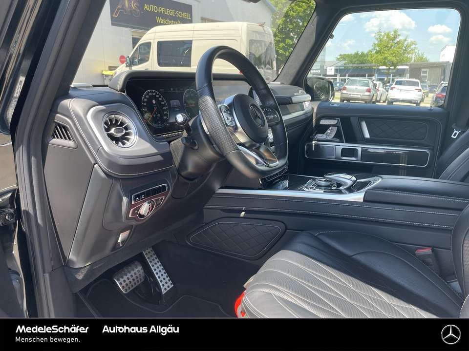 Mercedes-Benz G 400 - Imagem 8