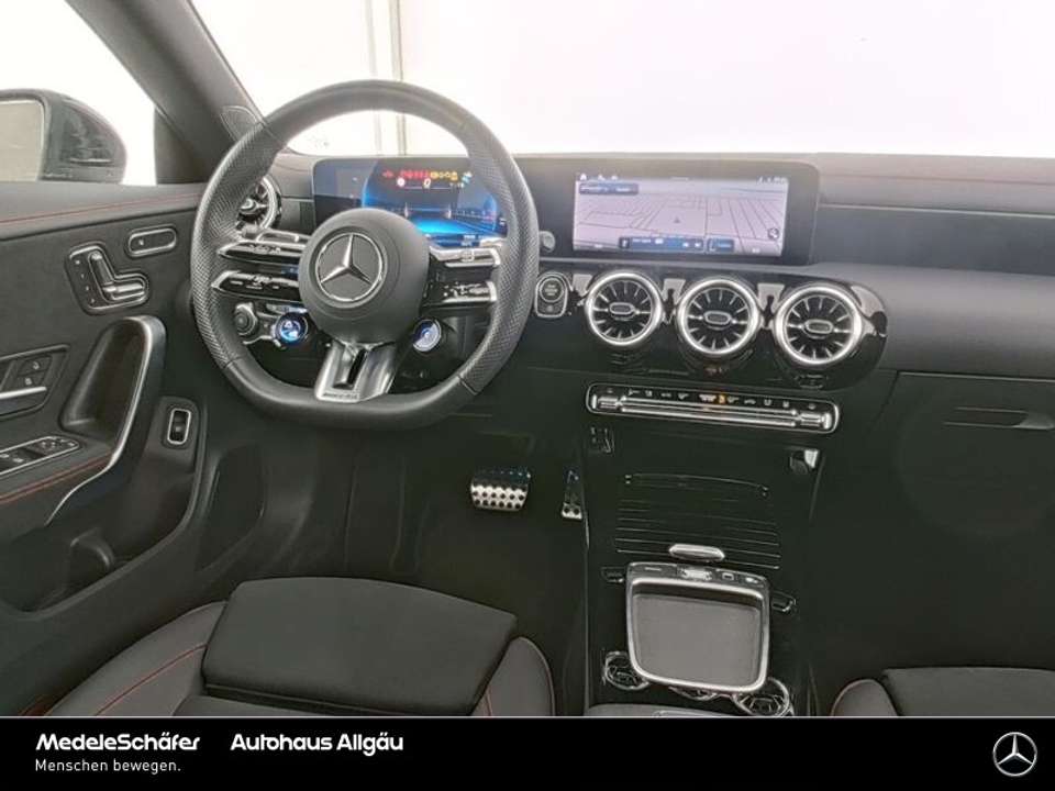 Mercedes-Benz CLA 35 AMG - Imagem 7