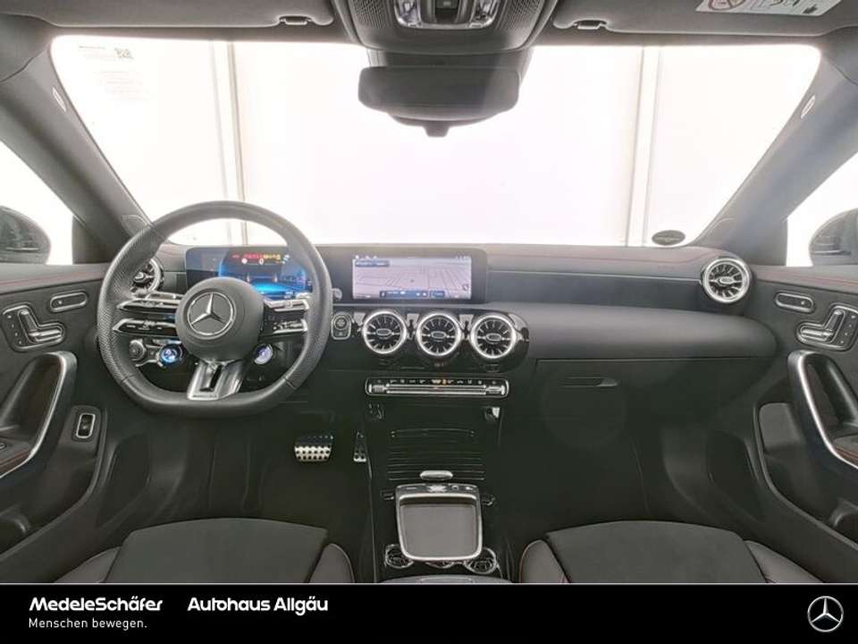 Mercedes-Benz CLA 35 AMG - Imagem 8