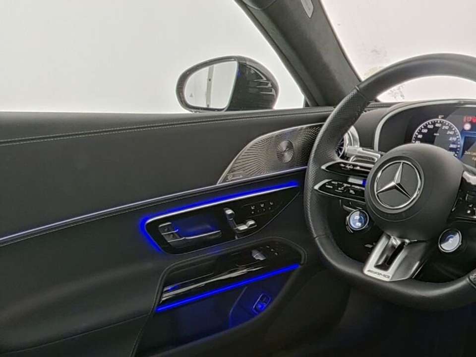 Mercedes-Benz AMG GT - Imagem 8