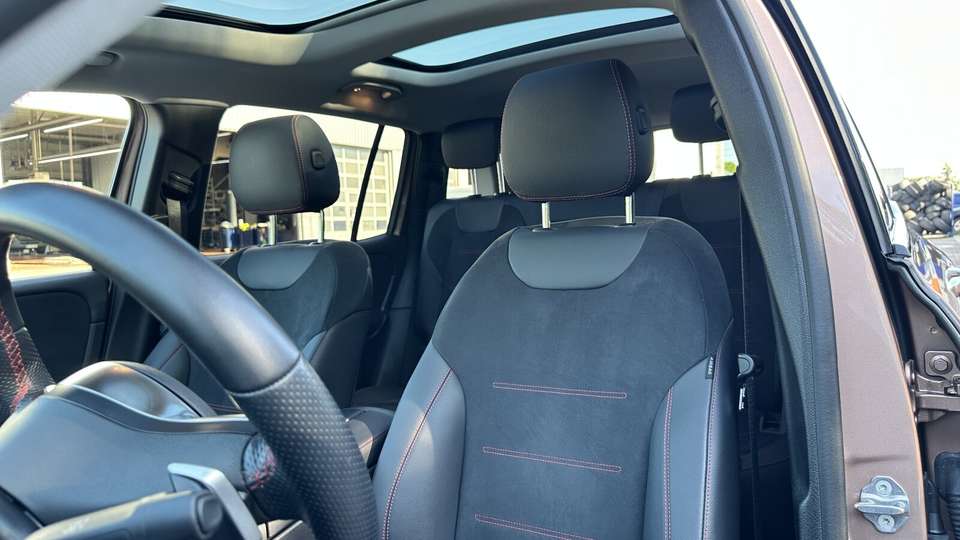 Mercedes-Benz GLB 250 - Imagem 13