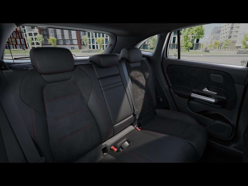 Mercedes-Benz EQA 300 - Imagem 4