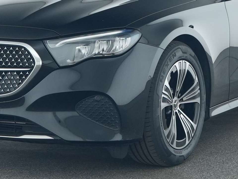 Mercedes-Benz E 220 - Imagem 3