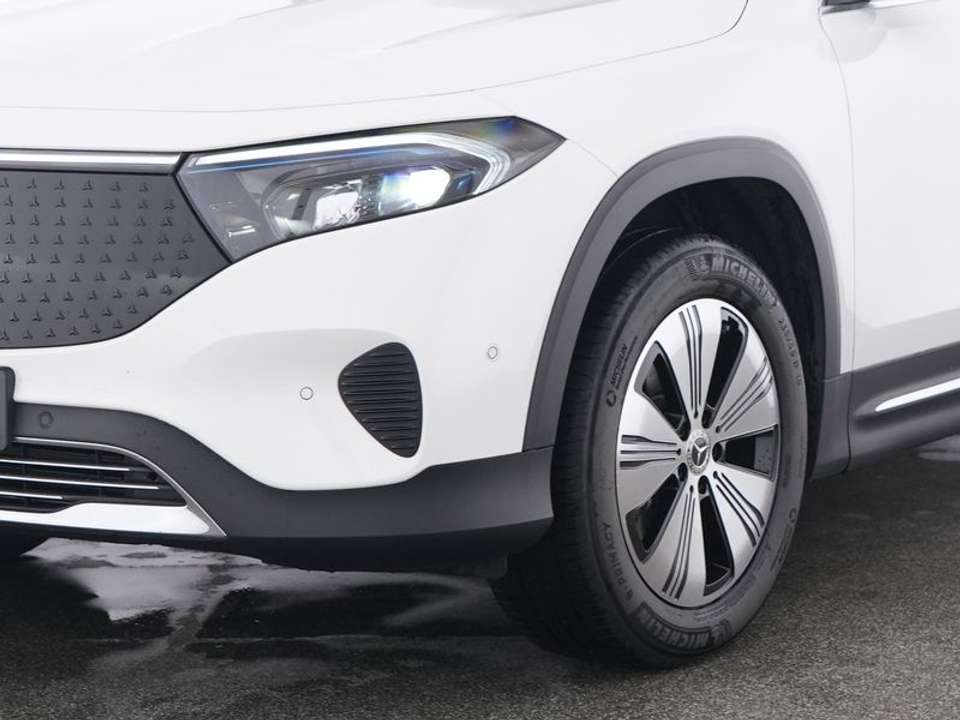 Mercedes-Benz EQB 250 - Imagem 4