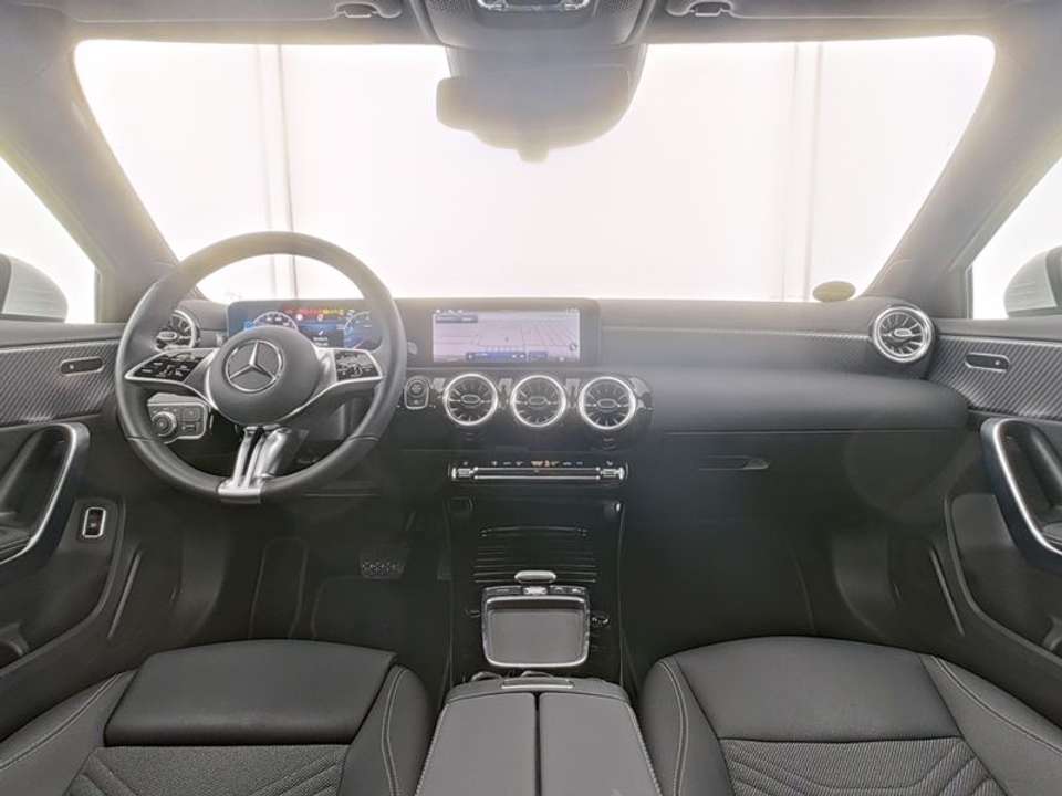 Mercedes-Benz A 200 - Imagem 6
