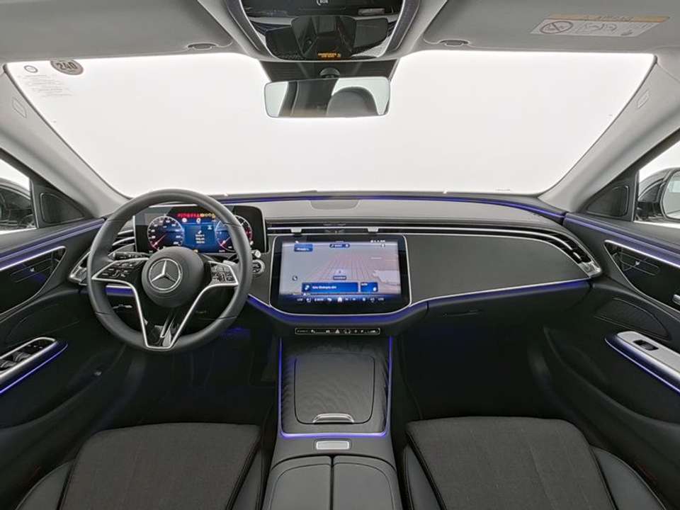 Mercedes-Benz E 220 - Imagem 6