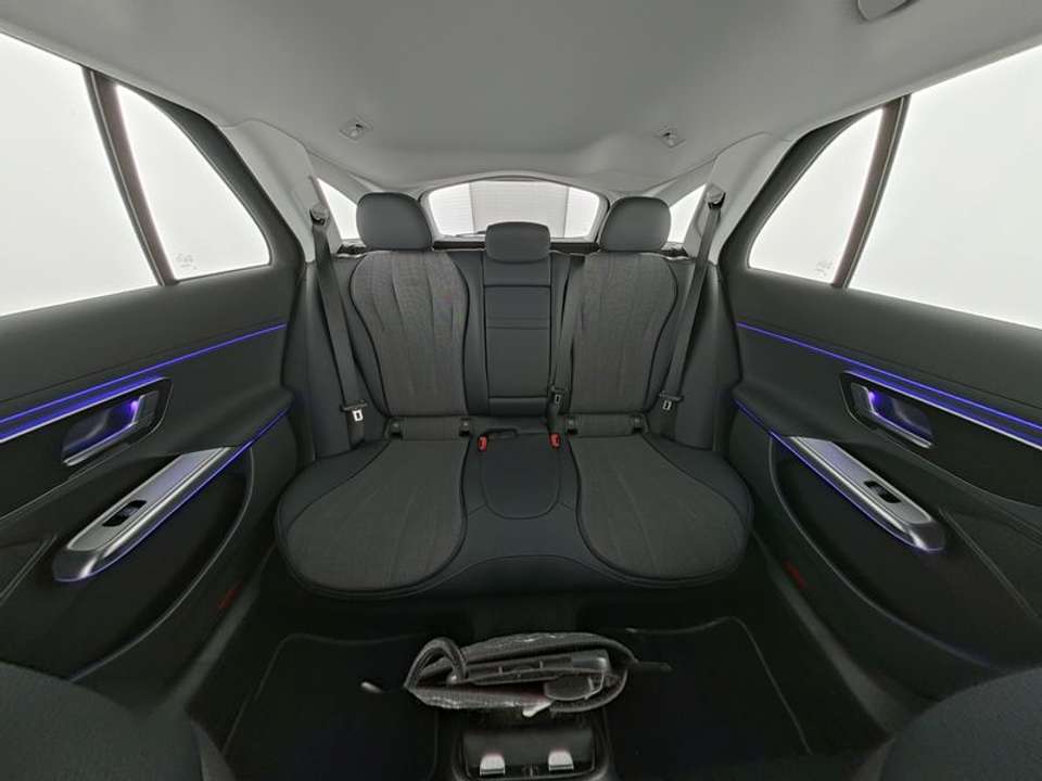 Mercedes-Benz E 220 - Imagem 7