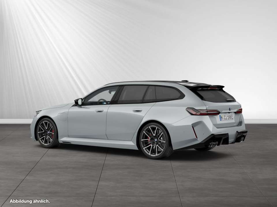 BMW M5 - Imagem 8