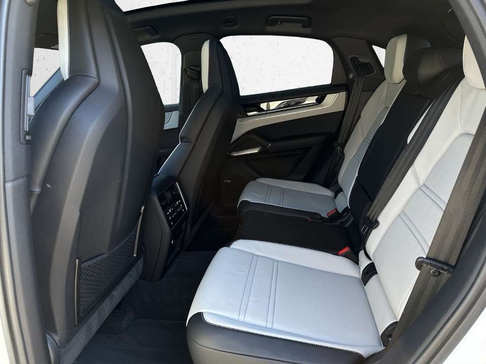 Porsche Cayenne - Imagem 8