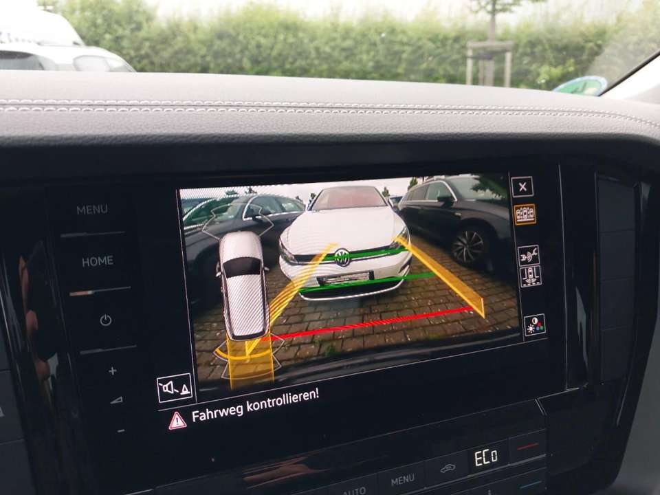 Volkswagen Touareg - Imagem 13