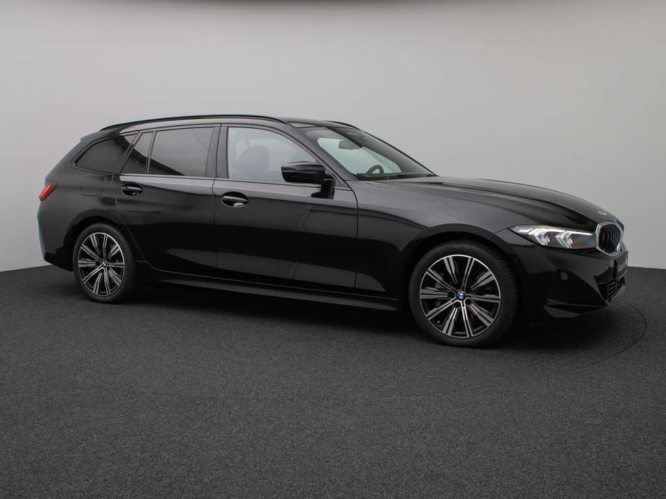 BMW 330 - Imagem 4