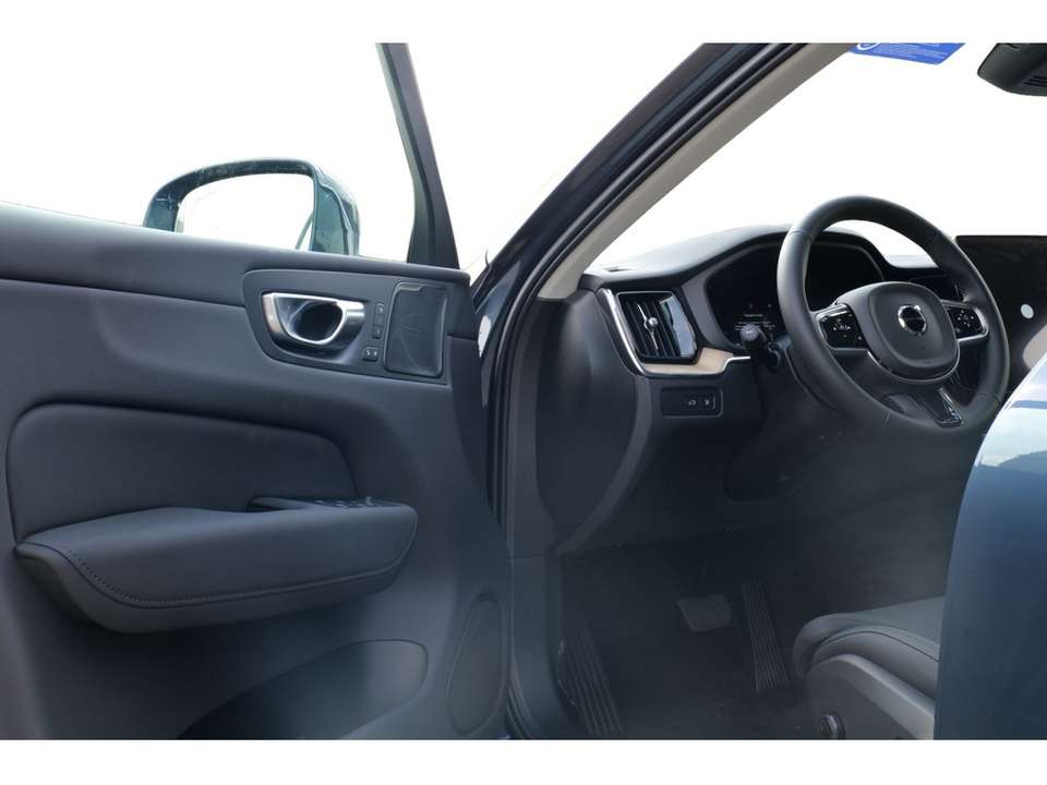 Volvo XC60 - Imagem 8