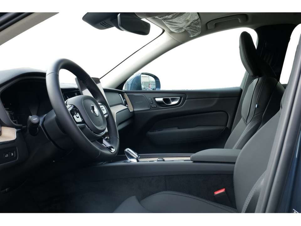 Volvo XC60 - Imagem 9