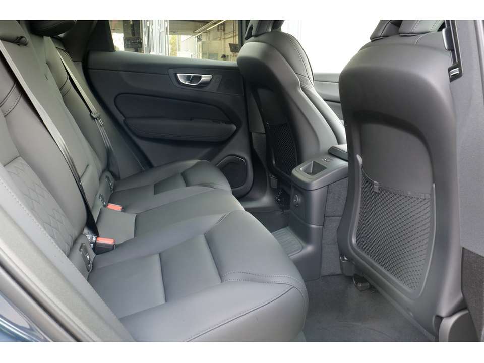 Volvo XC60 - Imagem 13