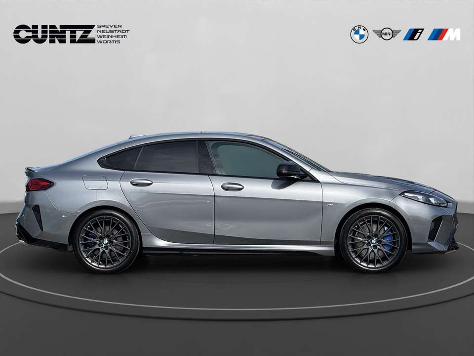 BMW 235 - Imagem 4