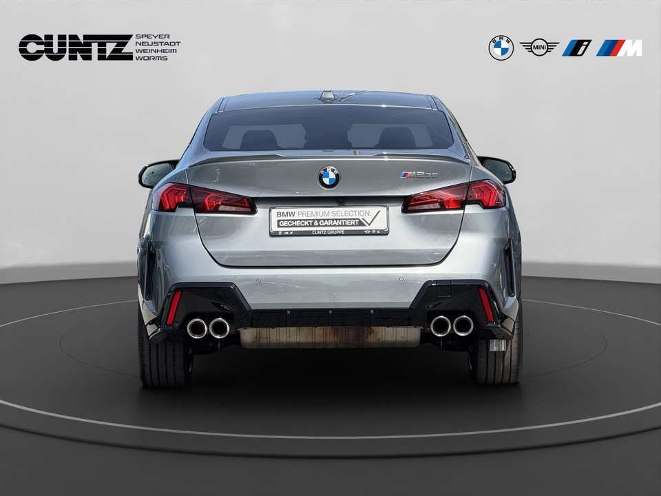 BMW 235 - Imagem 6