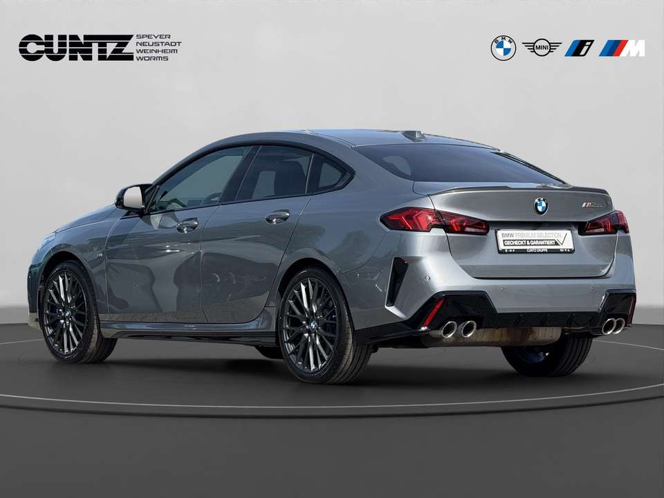 BMW 235 - Imagem 7