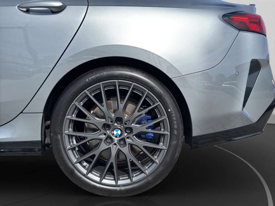 BMW 235 - Imagem 11