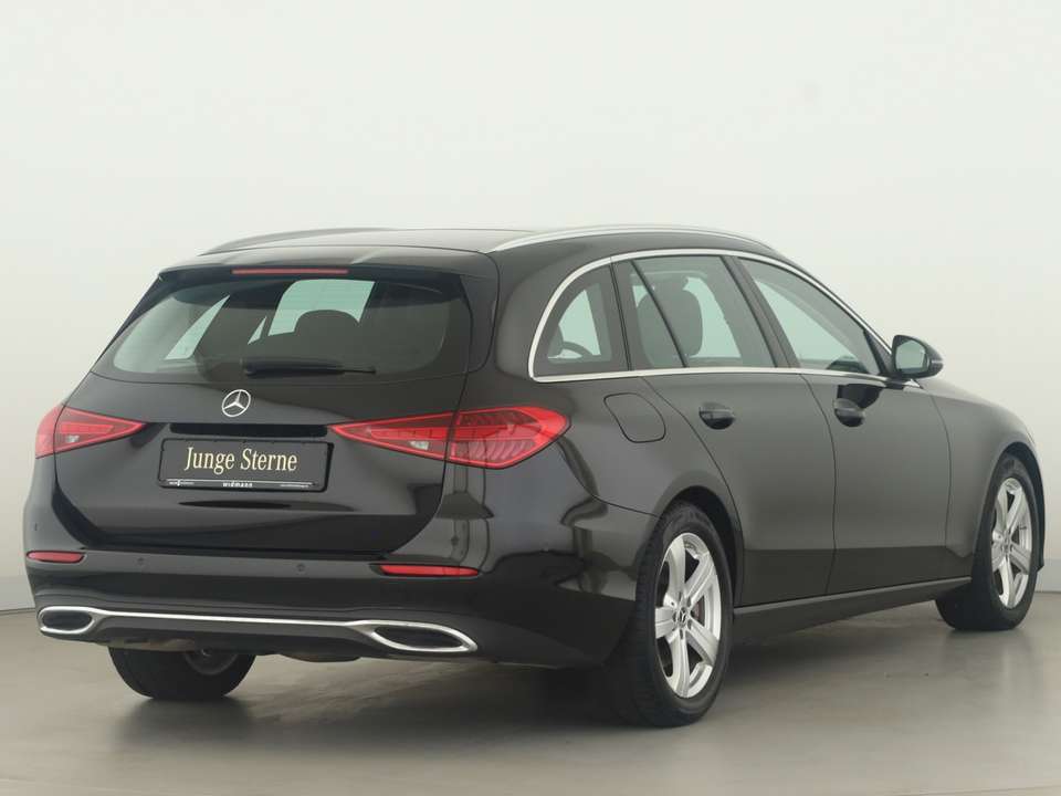 Mercedes-Benz C 220 - Imagem 3