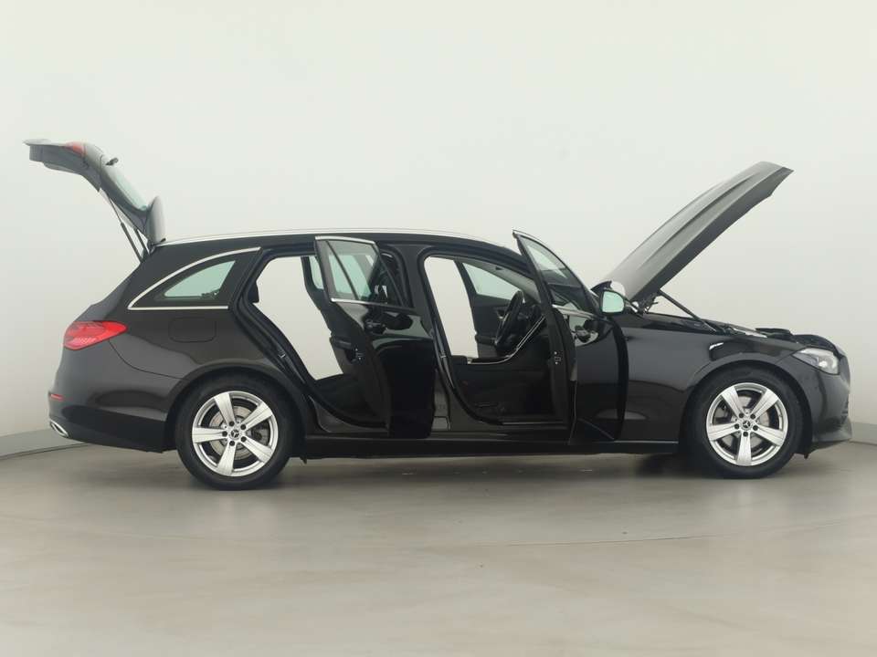 Mercedes-Benz C 220 - Imagem 9
