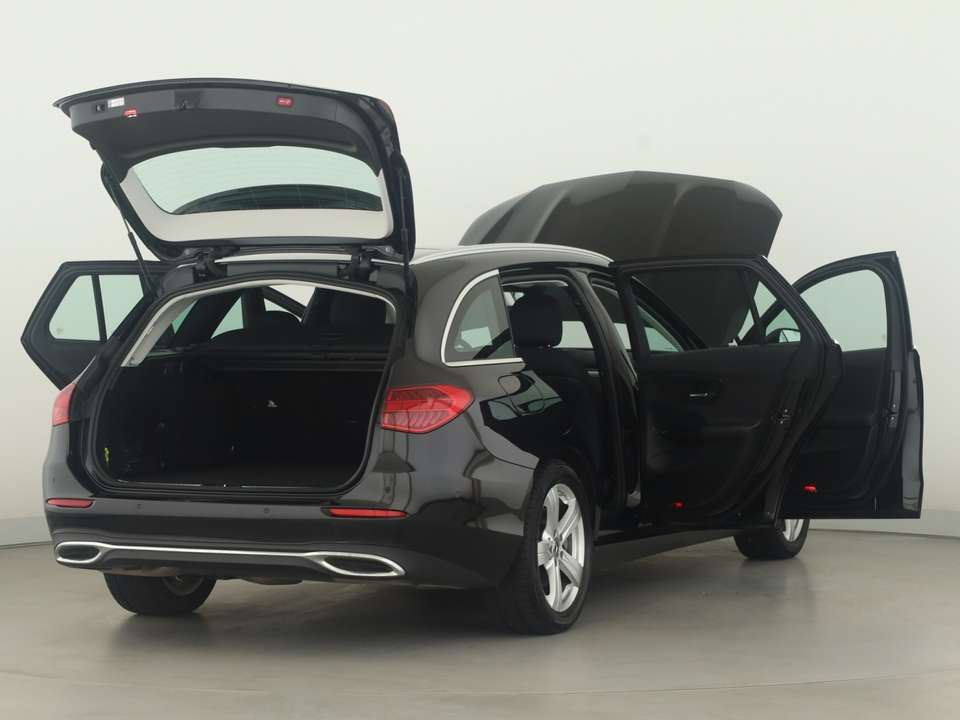Mercedes-Benz C 220 - Imagem 10