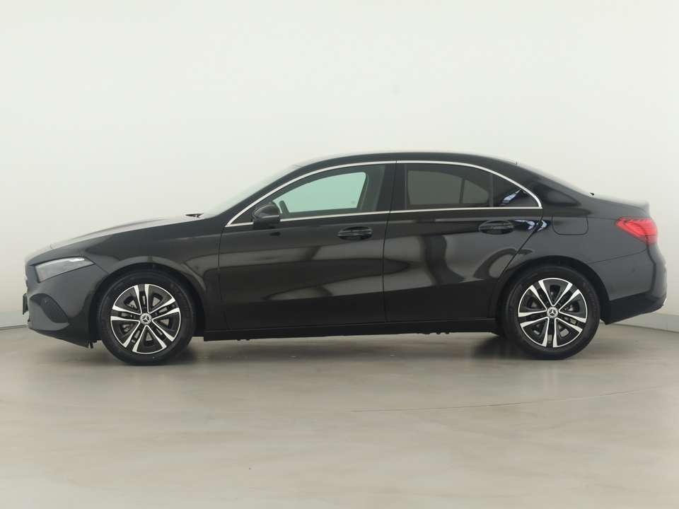 Mercedes-Benz A 180 - Imagem 8