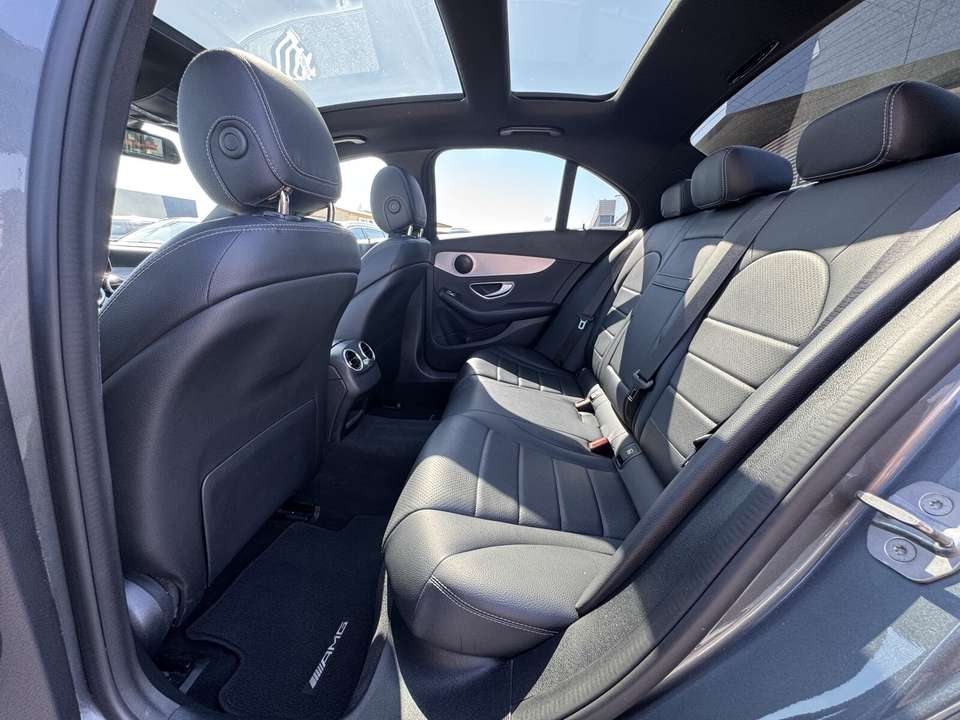 Mercedes-Benz C 180 - Imagem 11