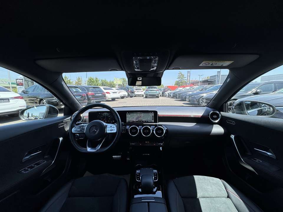 Mercedes-Benz A 200 - Imagem 12