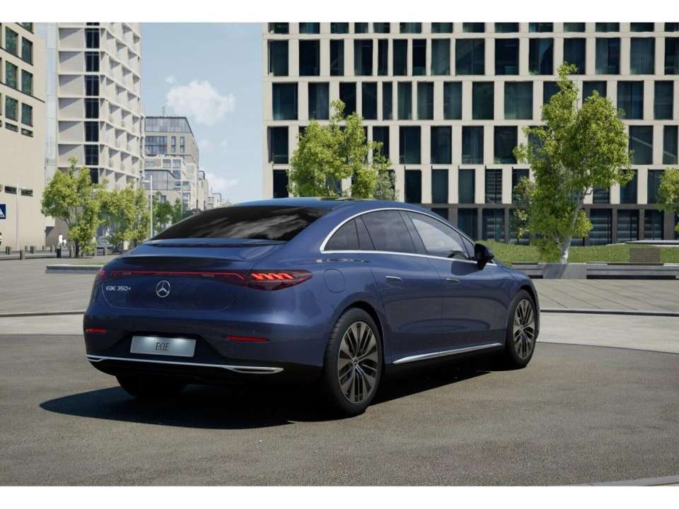 Mercedes-Benz EQE 350 - Imagem 2