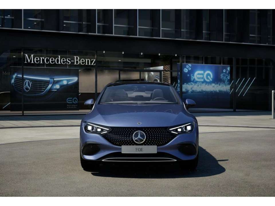 Mercedes-Benz EQE 350 - Imagem 4