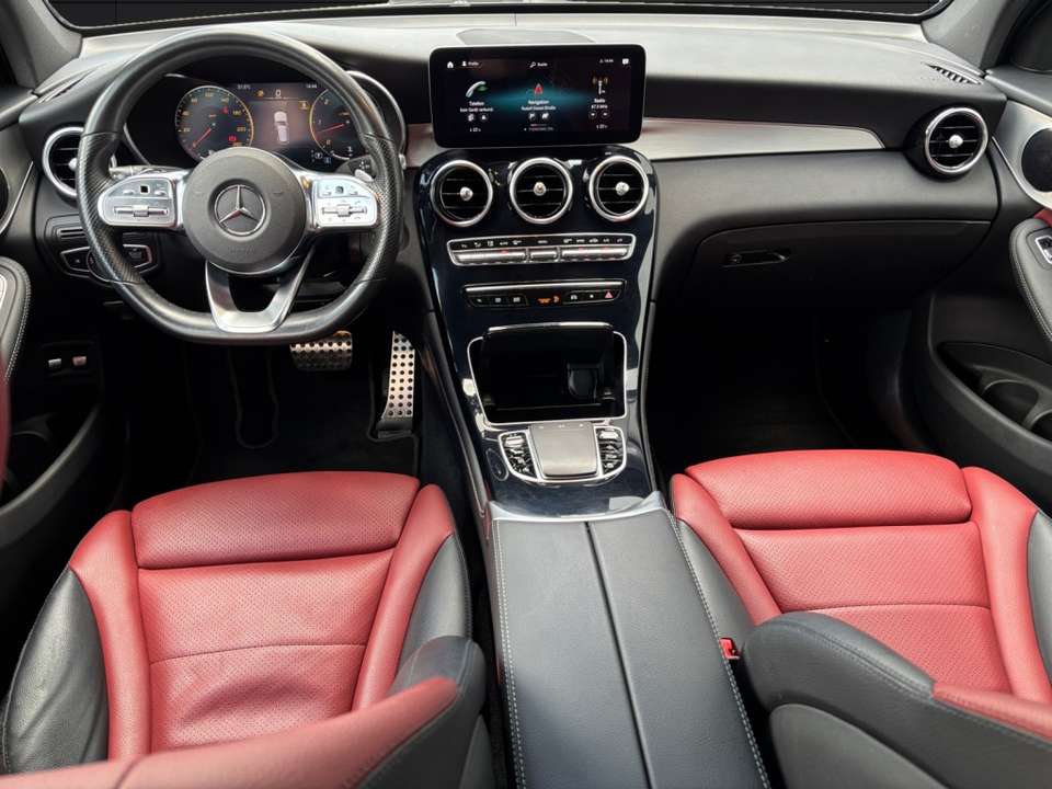 Mercedes-Benz GLC 400 - Imagem 12