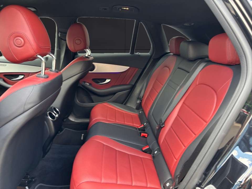Mercedes-Benz GLC 400 - Imagem 13