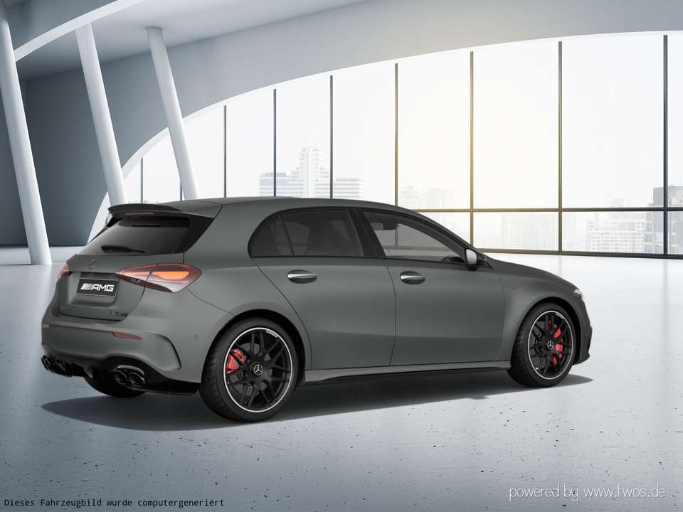 Mercedes-Benz A 45 AMG - Imagem 11