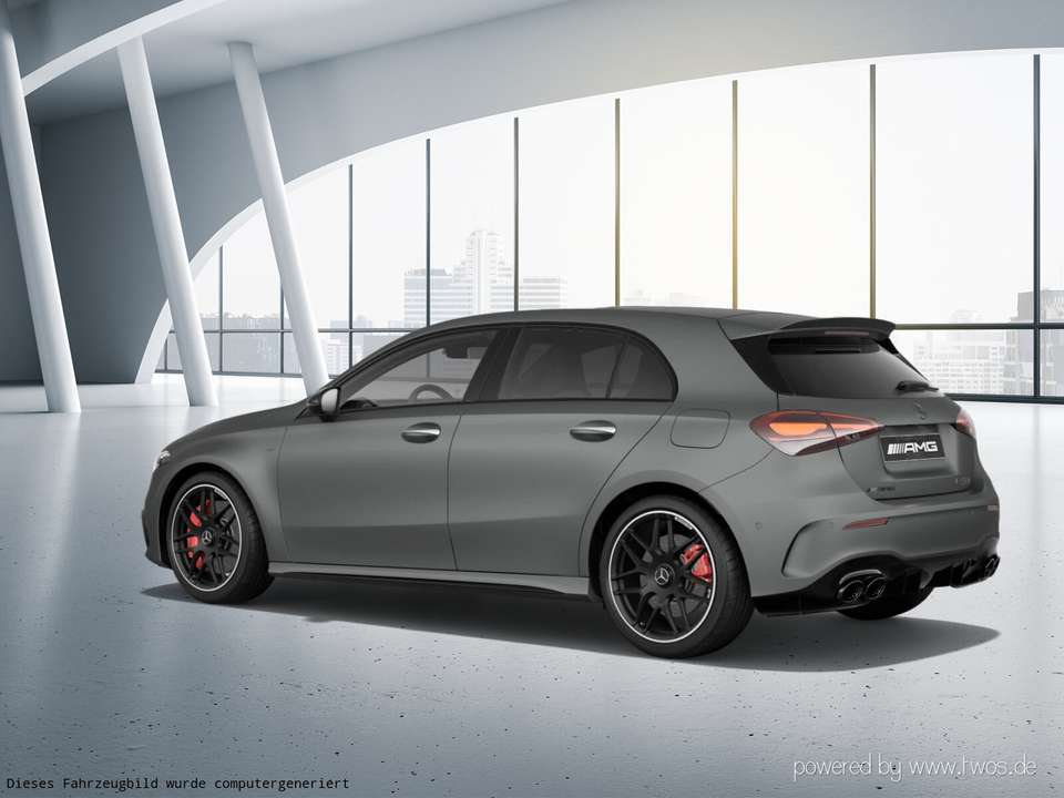 Mercedes-Benz A 45 AMG - Imagem 12
