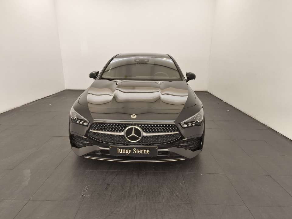 Mercedes-Benz CLA 180 - Imagem 2