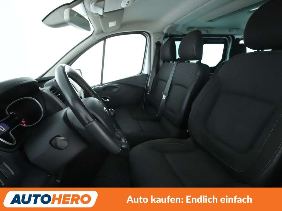 Opel Vivaro - Imagem 10