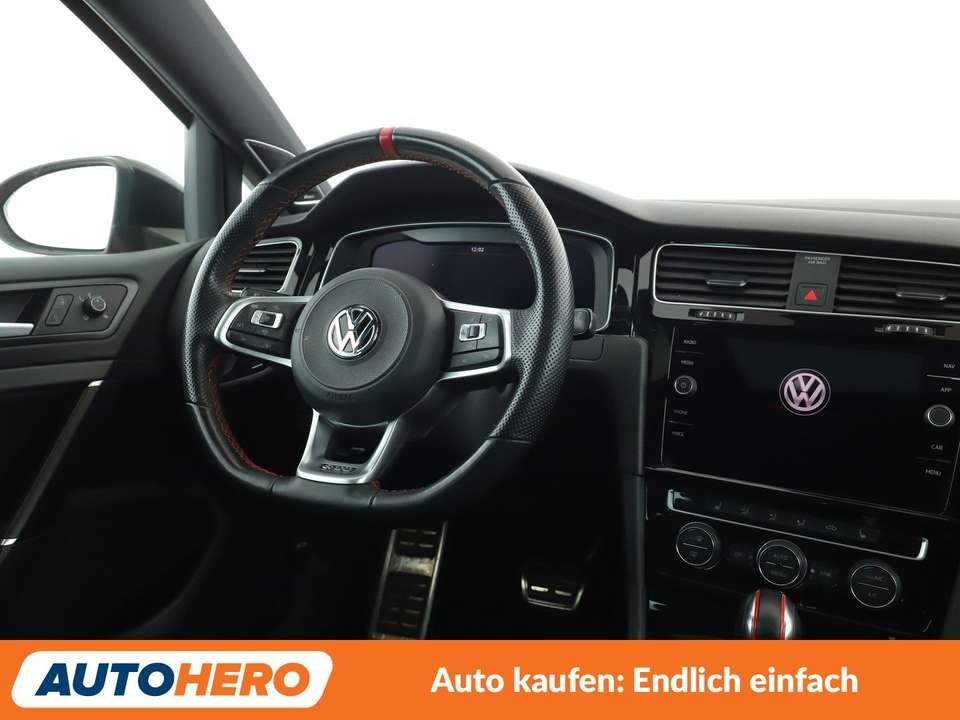 Volkswagen Golf GTI - Imagem 13